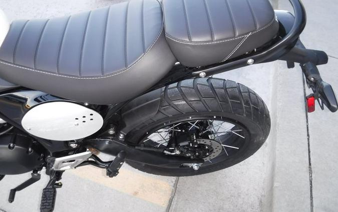 New 2026 Triumph Scrambler 400 XC Motorcycle in Kansas City, MO