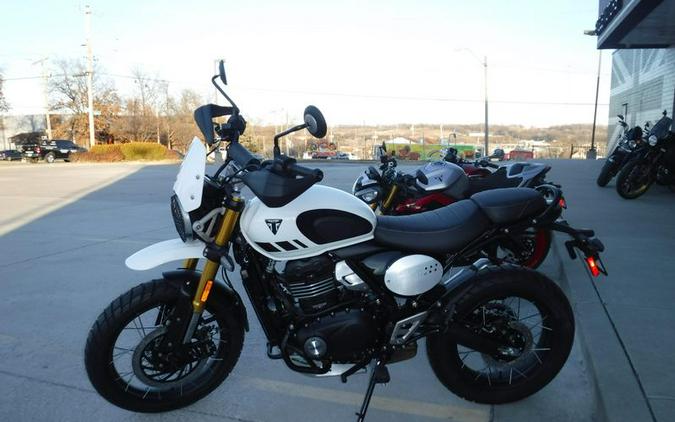 New 2026 Triumph Scrambler 400 XC Motorcycle in Kansas City, MO