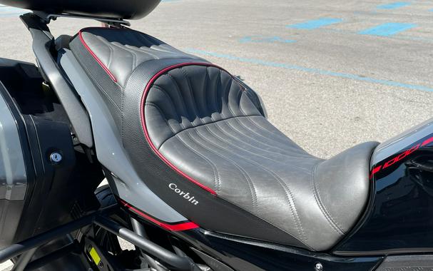 2021 Kawasaki Versys® 1000 SE LT+