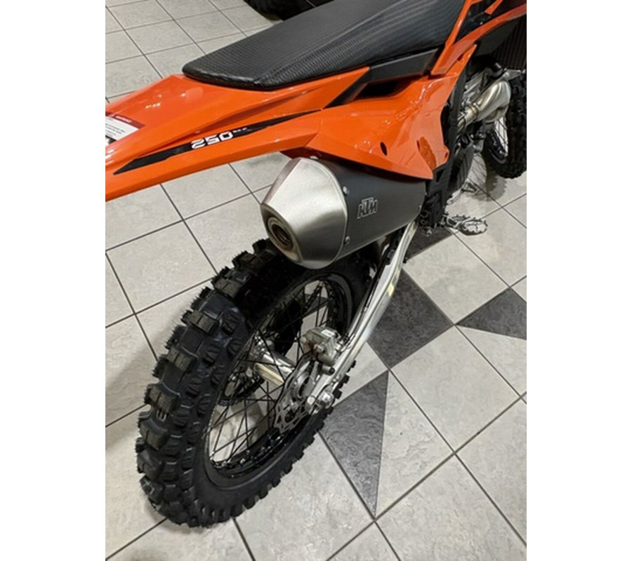 2027 KTM SX 250 F
