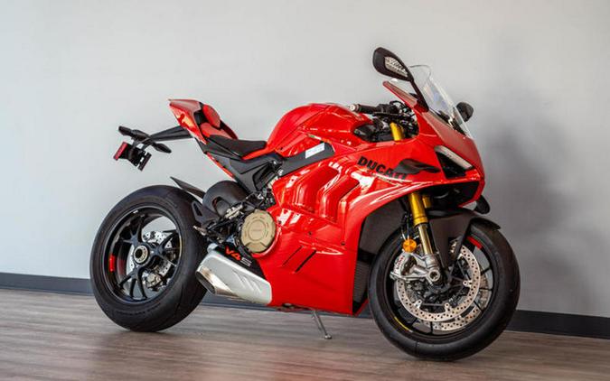 2024 Ducati Panigale V4 S Red