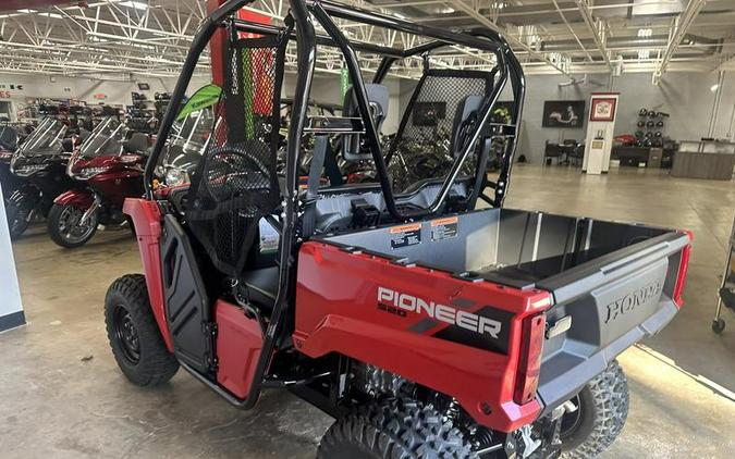 2025 Honda® Pioneer 520