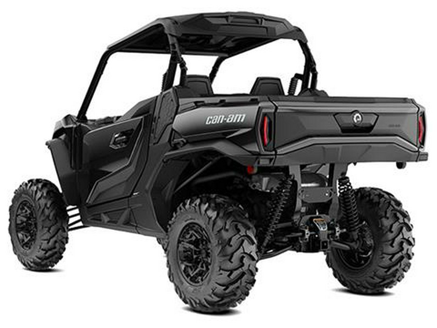 2025 Can-Am Commander XT 700