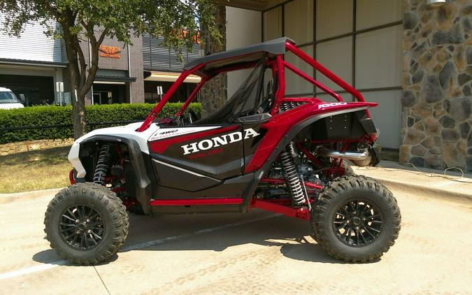 2025 Honda® Talon 1000R FOX Live Valve