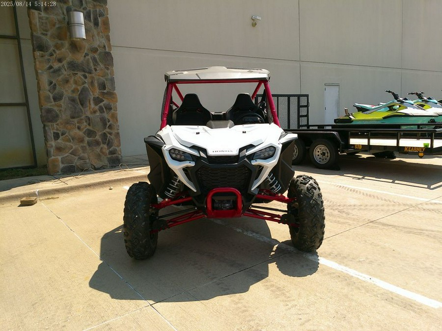 2025 Honda® Talon 1000R FOX Live Valve