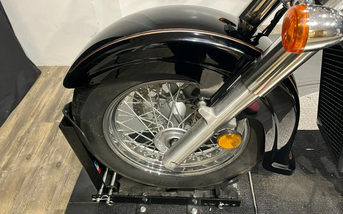 2004 Suzuki Motor of America Inc. VOLUSIA 800
