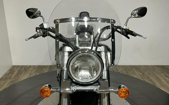 2004 Suzuki Motor of America Inc. VOLUSIA 800