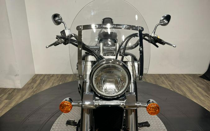 2004 Suzuki Motor of America Inc. VOLUSIA 800