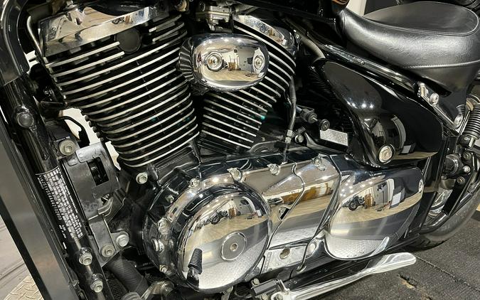 2004 Suzuki Motor of America Inc. VOLUSIA 800