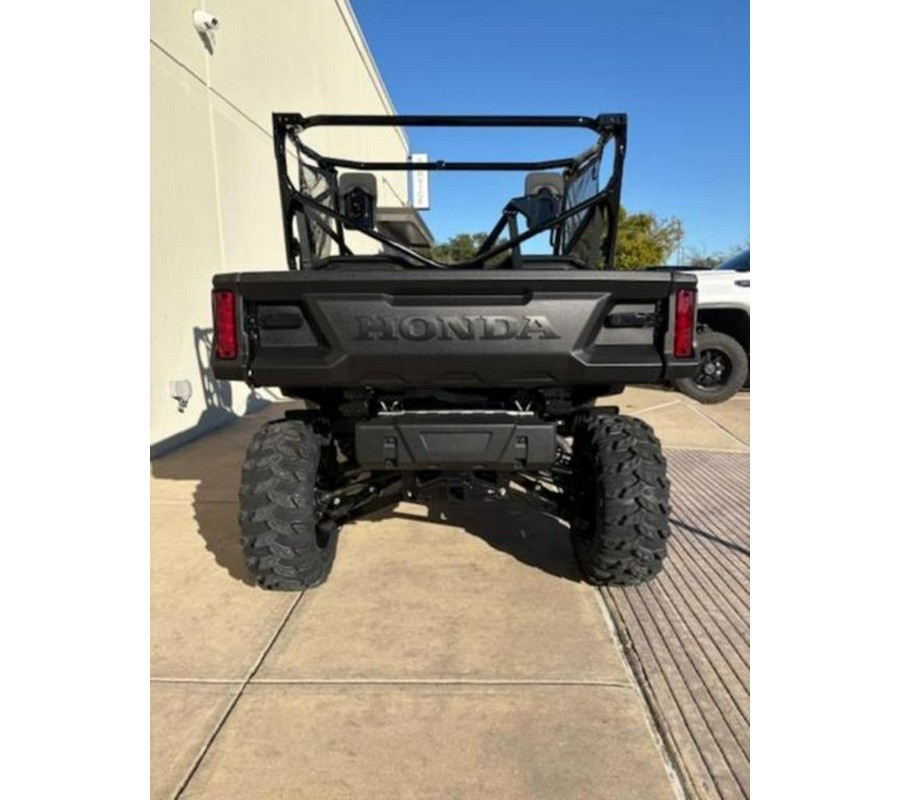 2025 Honda® Pioneer 1000