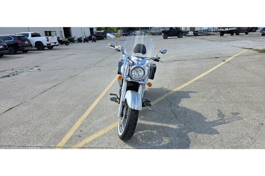 2013 Suzuki BOULEVARD C50T