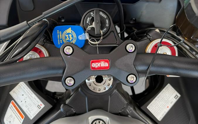 2027 Aprilia Tuono V4 1100