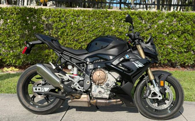 2024 BMW S1000R