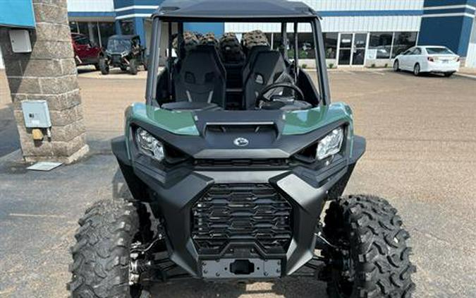 2024 Can-Am Commander MAX DPS 700