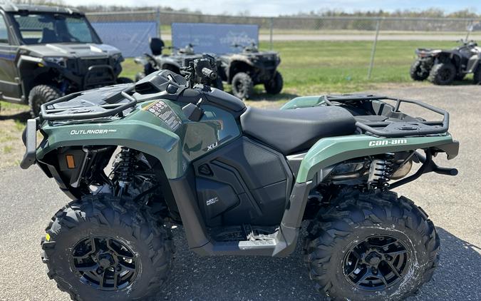 2024 Can-Am™ Outlander™ Pro XU HD7