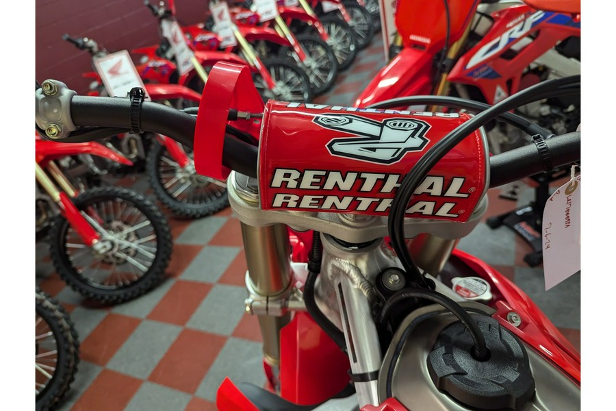 2026 CRF® 250R - Honda
