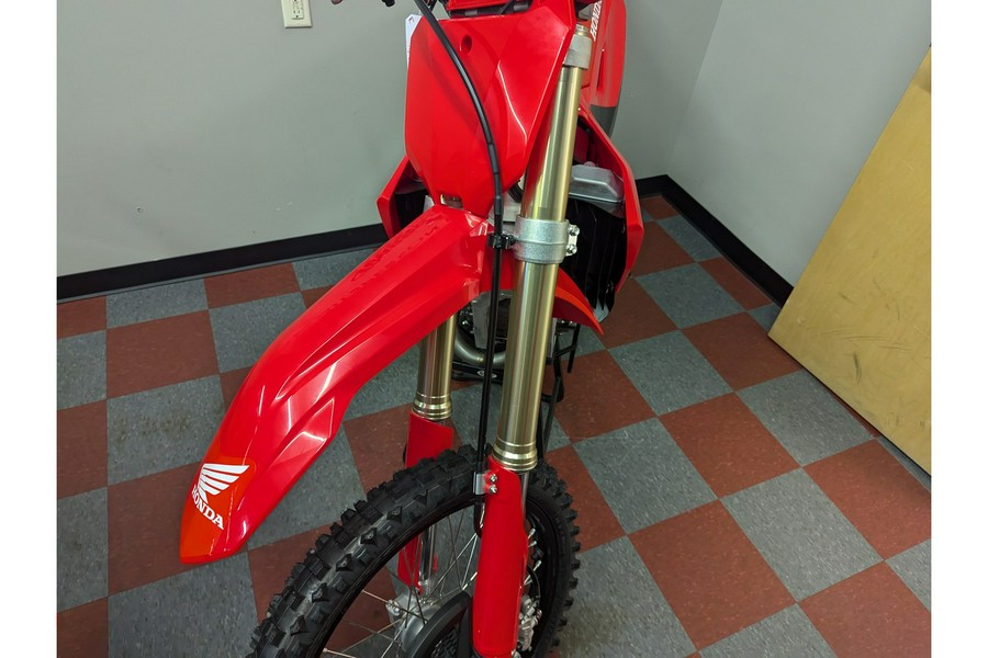 2026 CRF® 250R - Honda