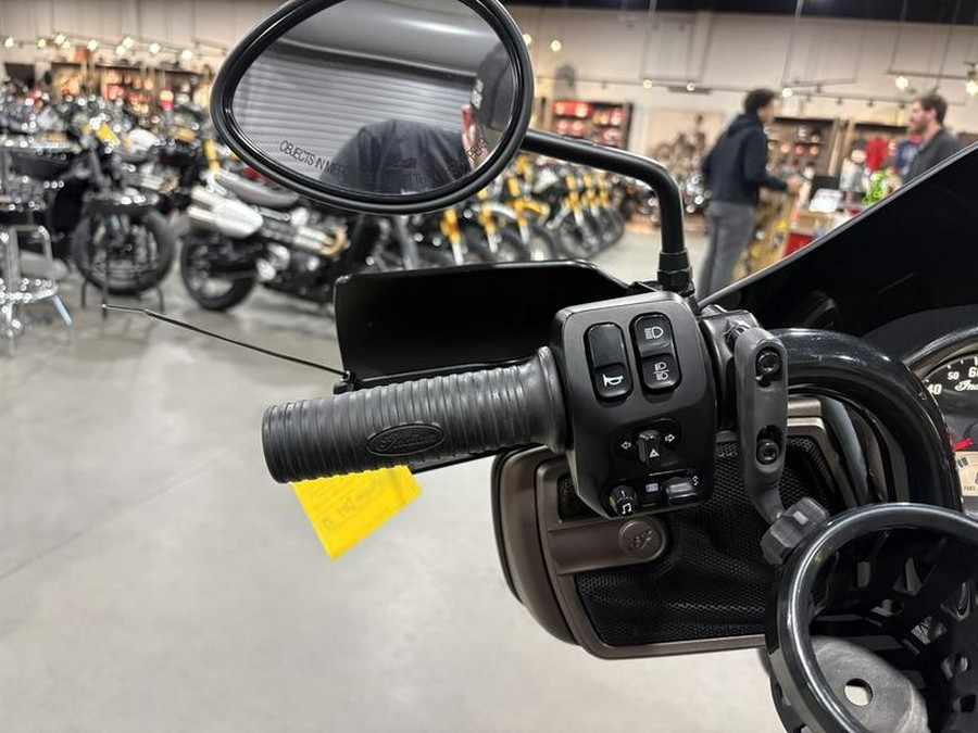 2019 Indian Motorcycle® Chieftain Dark Horse® Bronze Smoke