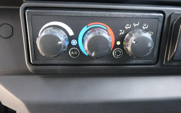 2026 CAN-AM DEFENDER MAX LIMITED CAB HD11