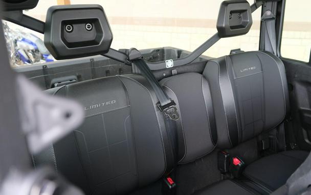 2026 CAN-AM DEFENDER MAX LIMITED CAB HD11