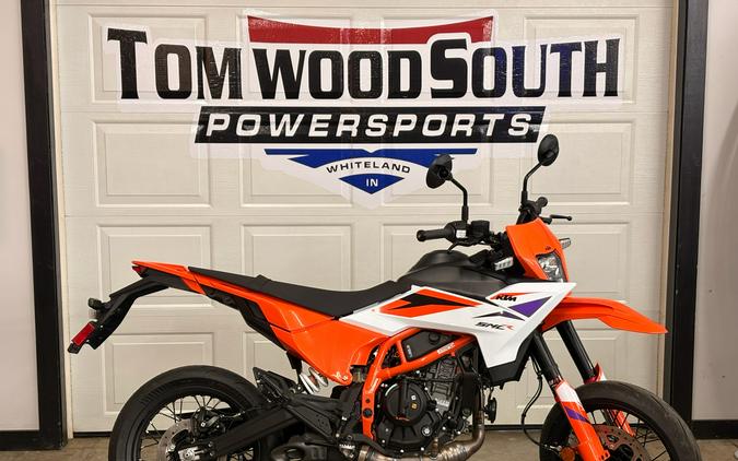 2026 KTM 390 SMC R