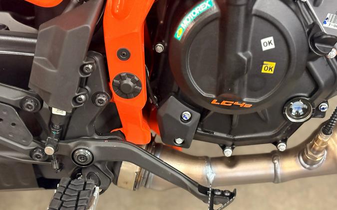 2026 KTM 390 SMC R