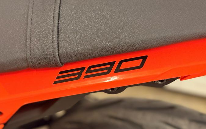 2026 KTM 390 SMC R