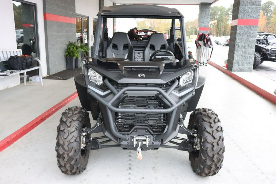 2024 Can-Am® Commander XT 700