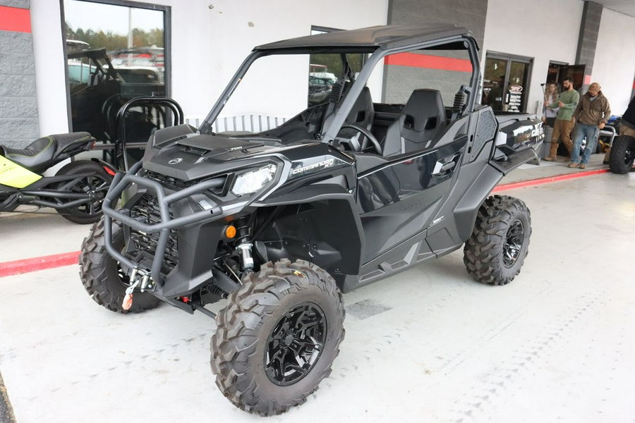 2024 Can-Am® Commander XT 700