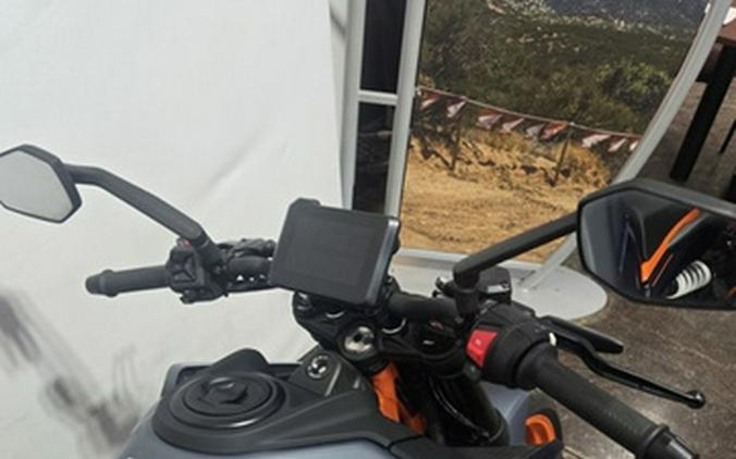 2024 KTM Duke 390