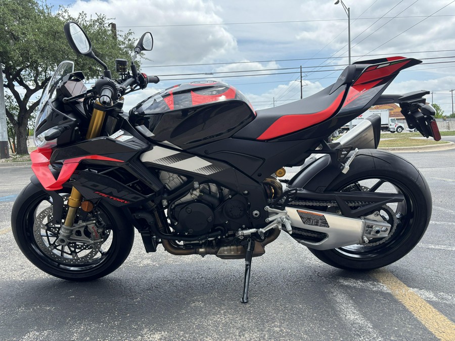 2026 Aprilia Tuono V4 1100