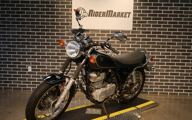 2015 Yamaha SR400