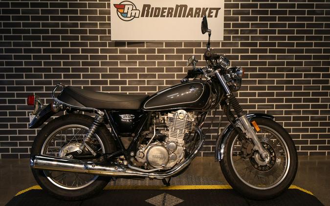 2015 Yamaha SR400