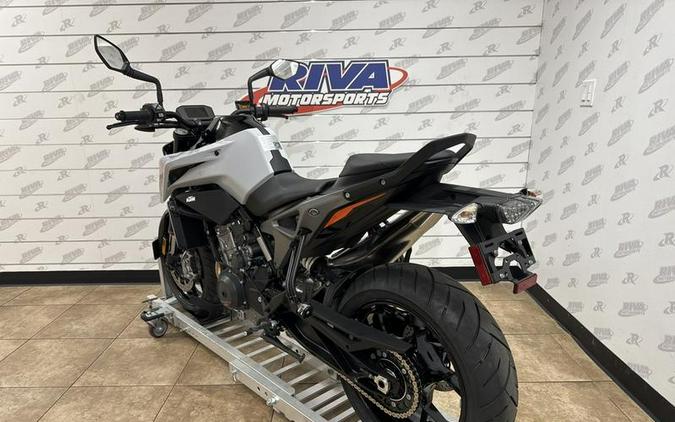 2024 KTM 790 Duke