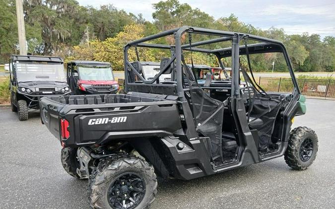 2025 Can-Am® Defender MAX HD7