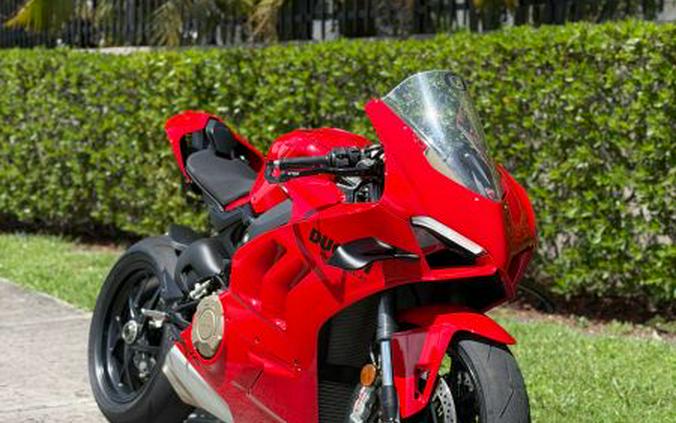 2024 Ducati Panigale V4