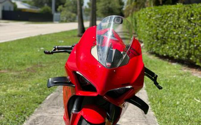 2024 Ducati Panigale V4