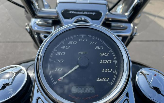 2020 Harley-Davidson® FLHR Road King® Vivid Black 648465