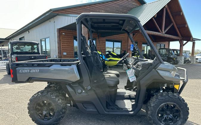 2024 Can-Am™ Defender XT HD9