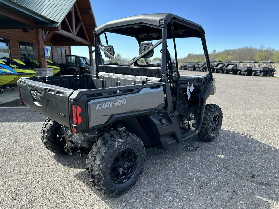 2024 Can-Am™ Defender XT HD9