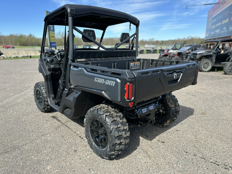 2024 Can-Am™ Defender XT HD9