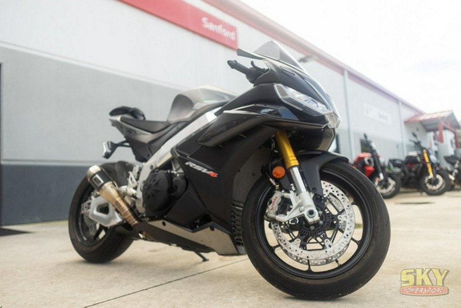 2022 Aprilia RSV4 1100