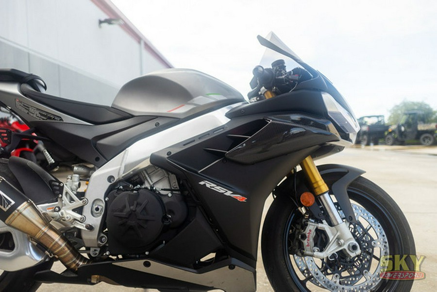 2022 Aprilia RSV4 1100