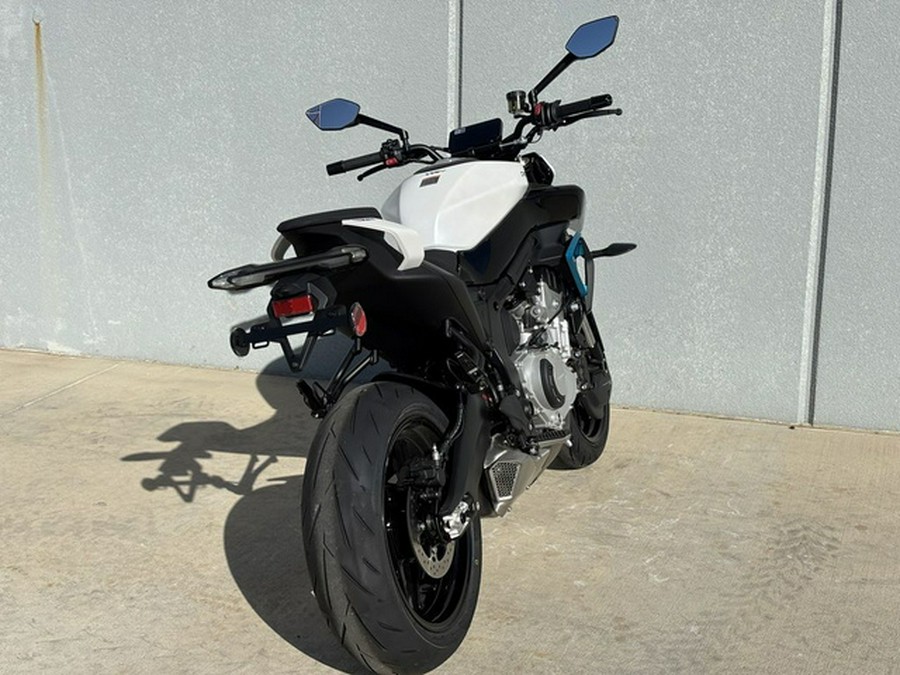 2026 CFMOTO NK 675