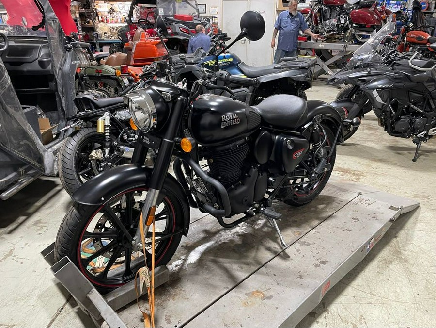 2022 CLASSIC 350 - DARK STEALTH - Royal Enfield