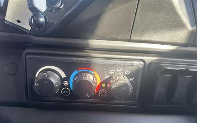 2026 Can-Am Defender MAX Limited HD11