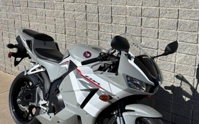 2026 Honda CBR600RRT