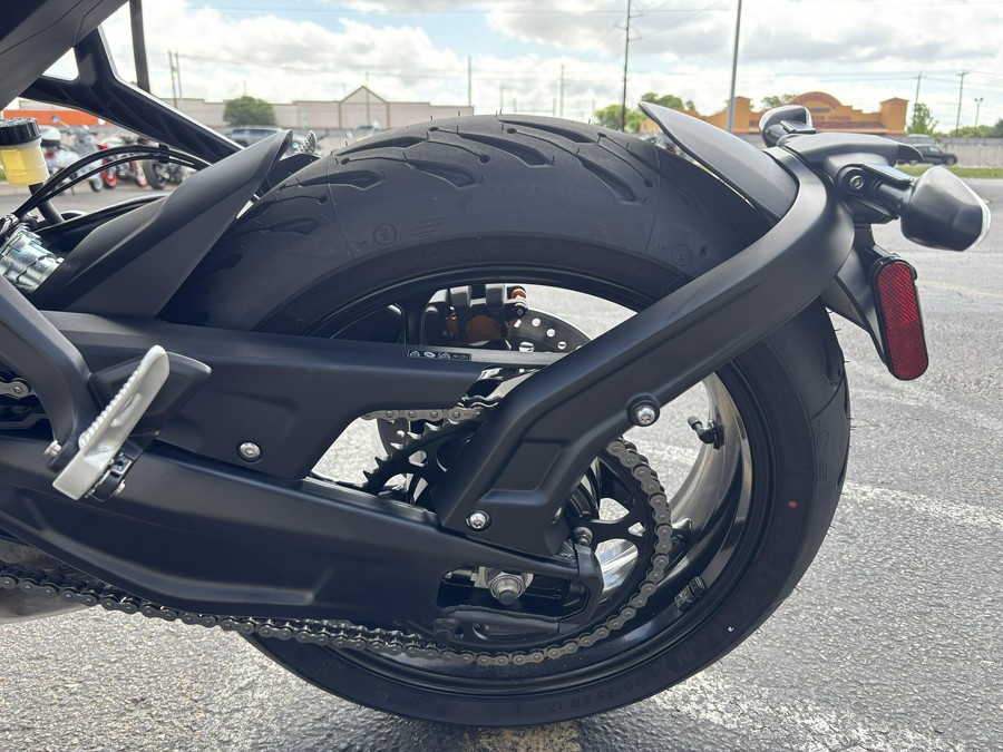 2025 Triumph Trident