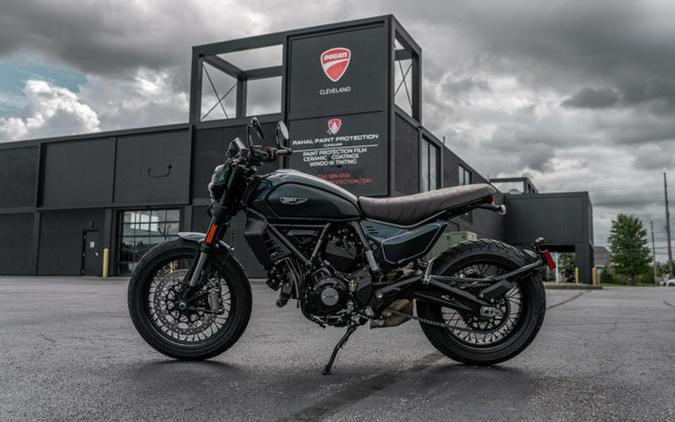 2024 Ducati Scrambler Nightshift (2G) Blue