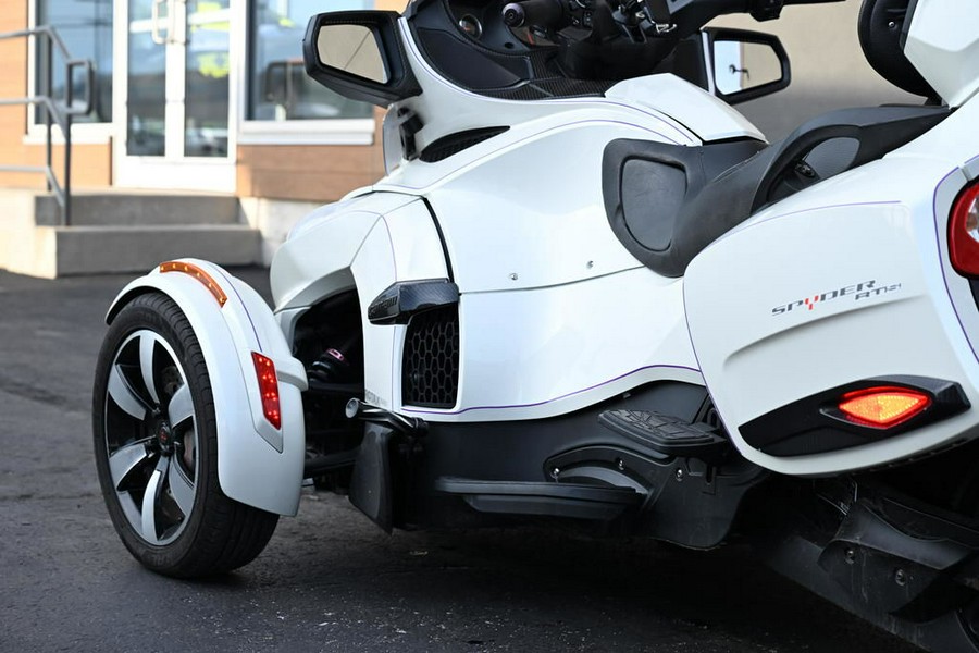 2014 Can-Am® Spyder® RT-S SE6